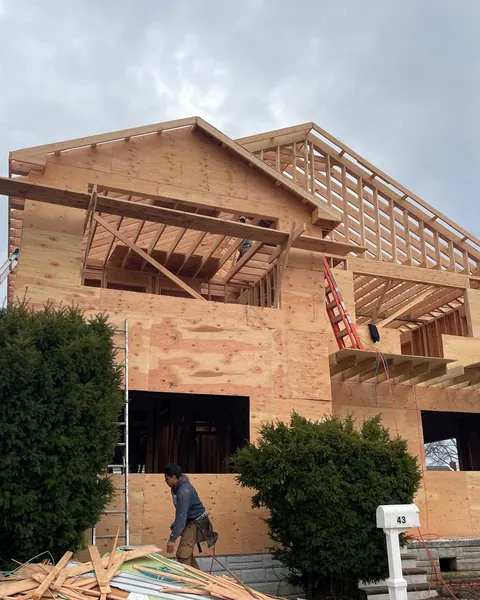 New home framing with the crew on site